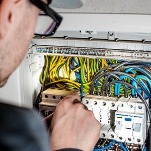 Umschulung Elektroniker in Angermünder Bildungswerk